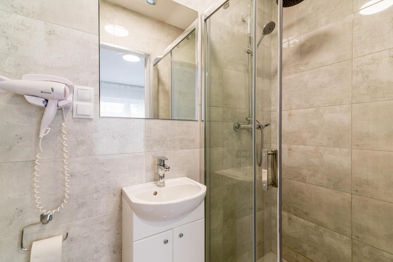 Apartamento Studio I Pokoje I Pokoje Z Lazienkami Gdansk Exterior foto